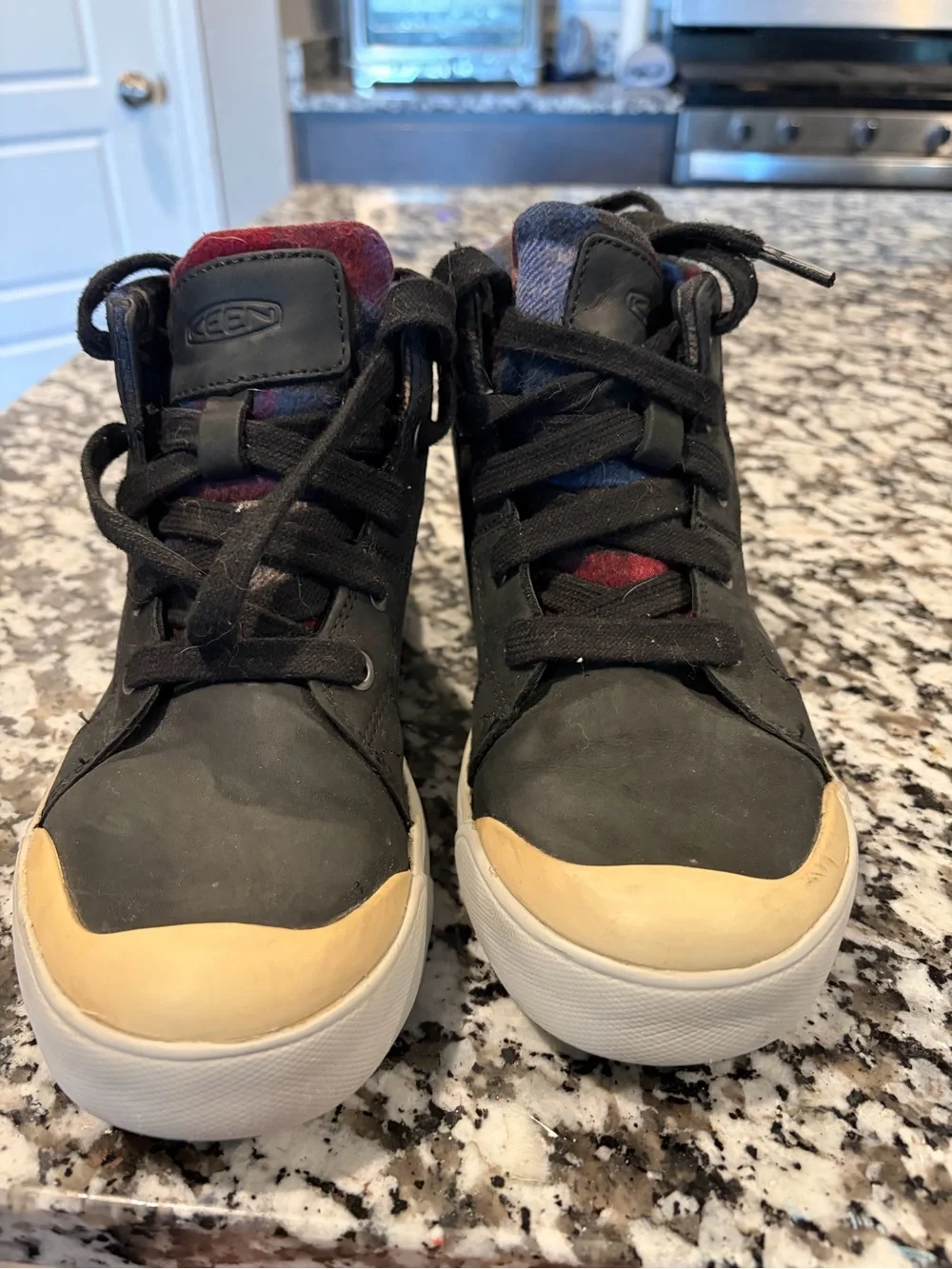KEEN Elena Mid Black Plaid Sneaker Boots